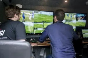 VAR!