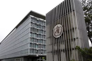 "Το πιο ασφαλές αυτή τη στιγμή είναι να μείνετε στο σπίτι σας" 