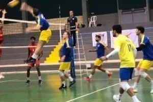 Τρία ντέρμπι σε κορυφή και κάτω ζώνη