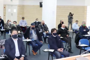 (ΦΩΤΟΣ) Η ΓΣ της ΚΟΠ