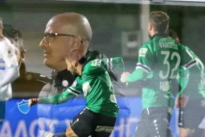 Βρίσκει τον εαυτό του 