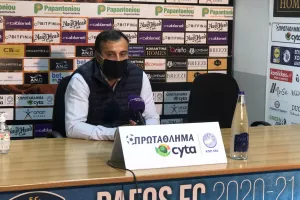 ΣΑΚΚΑΣ: "Περαστικά στον Μουκτάρη/Θα ήταν άδικο αν χάναμε" 