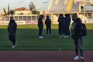 Στο γήπεδο η ΑΕΛ (φώτος)