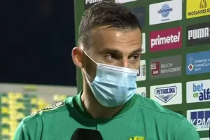ΤΡΙΣΚΟ για τα 101 γκολ: “Δεν θα σταματήσω εδώ../Χαρούμενος για τον Σατσιά”