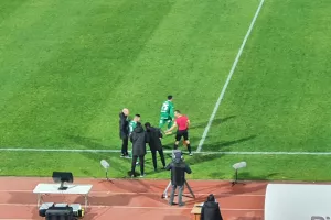 Διπλή κίνηση και... δύο φορ!