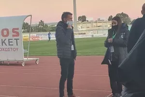 Περιμένει ο Νεόφυτος