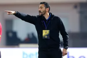 Τριάρα ανατροπής και κορυφής η ΑΕΛ! (φώτος)
