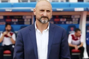 Νέος προπονητής ο Φέστα