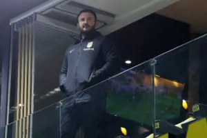 Απάντηση Άρη: «Ο Μπόλονι είπε στον Καρυπίδη να... σκάσει»