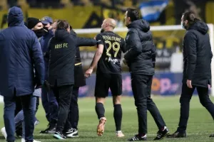 Ένταση στο τέλος με Μπεναλουάν και Χουανκάρ και παρέμβαση Μπόλονι