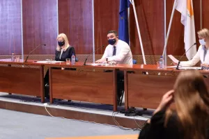 Tα 8 νέα σχέδια για εργαζόμενους, αυτοτελώς & ανέργους