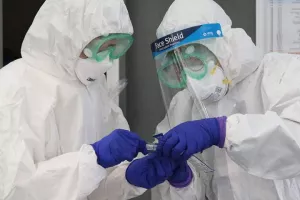 (ΕΞΕΛΙΞΗ) 12 άτομα στην Κύπρο με το νέο στέλεχος του ιού