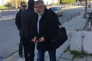 Θα... αλλάξει τακτική ο Στέλιος Νικολάου;