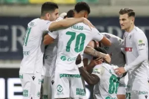 Ομόνοια/Πάει στο ντέρμπι με... 5-0-0 και 16-2