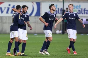 (ΦΩΤΟ) Χαμός... στα αποδυτήρια μετά τη νίκη