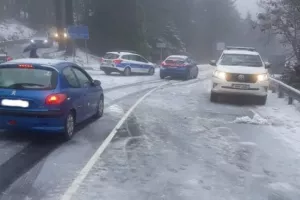 Άκυρο... σε 406 οχήματα που πήγαιναν Τρόοδος!