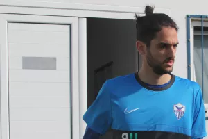 Ρισβάνης/Φανέλα