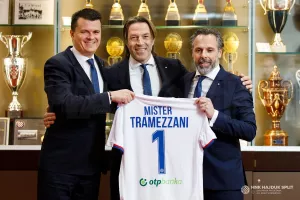 ΥΠΟΓΡΑΦΕΣ...