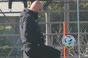 Ανάρτηση με ΤΙΜΟΥΡ: "Όταν η μπάλα έχει μάθει να υπακούει στις προσταγές σου"