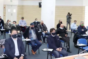 (ΦΩΤΟΣ) Η ΓΣ της ΚΟΠ