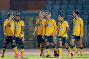 Τριάρα ανατροπής και κορυφής η ΑΕΛ! (φώτος)