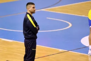 Ανώτερη η Ομόνοια κέρδισε το ΑΠΟΕΛ (φώτος)
