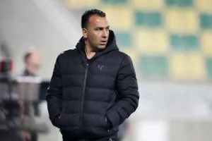 Υπόθεση... ημιχρόνου και ΤΡΙΑΡΑ στην "Αρένα"! (Φώτος)