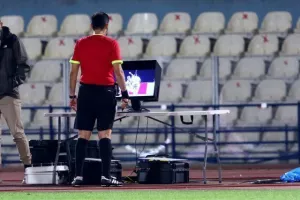 Τεράστια ανατροπή και ξανά στην κορυφή! (φώτος)