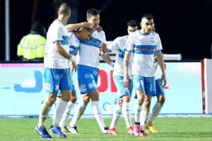 Τεράστια ανατροπή και ξανά στην κορυφή! (φώτος)