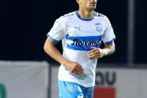 Τεράστια ανατροπή και ξανά στην κορυφή! (φώτος)