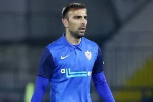 Έτσι... ο Αζέρ!