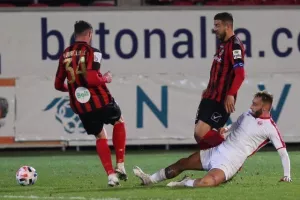 Πρώτη νίκη για Σατσιά με MVP τον Ρουσιά! (φώτος)