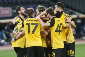 Νίκη α λα Χιμένεθ!