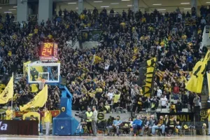 Με κόσμο στην Λευκορωσία η ΑΕΚ