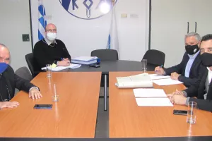Ο Πρόεδρος ΚΟΑ συναντήθηκε με τον Δήμαρχο Αγλαντζιάς (φώτος)