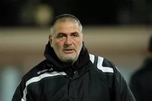 Στα πρότυπα... της Ομόνοιας!