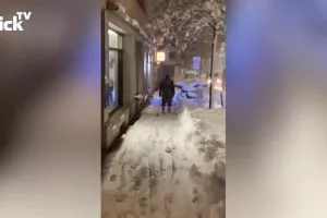 Σκι στους δρόμους! 