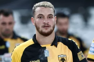 «Η Αλ Αχλί θέλει τον Χνιντ από την ΑΕΚ»