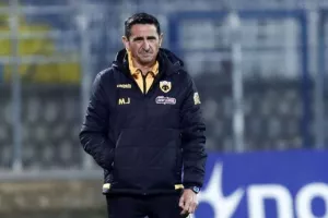 Χιμένεθ: «Δεν συμφωνώ απόλυτα με τον σχεδιασμό που έγινε στην ΑΕΚ»