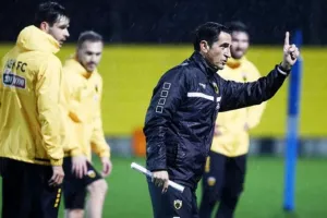 Χιμένεθ: "Θέλω να μείνουν Λιβάγια και Ολιβέιρα"