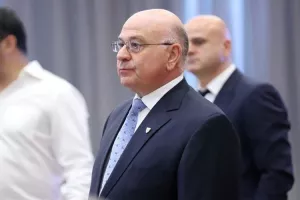 Σήμερα, ο Πουλλαϊδης