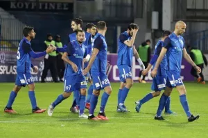 Αυτό.../ΑΝΟ