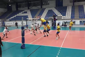 «Καίγονται» για τη νίκη Ε.Ν.Π. – ΑΠΟΕΛ / Ντέρμπι στο Παραλίμνι