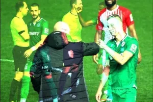 Δέχεται γκολ με το σταγονόμετρο 