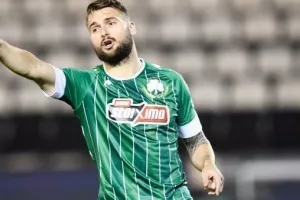 Off ο Σένκεφελντ από το ντέρμπι 