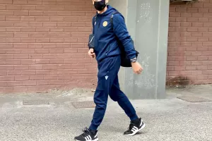 Φώτος/Στο γήπεδο η ΑΕΛ