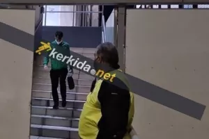 (ΒΙΝΤΕΟ Κerkida) Πήγε στο λεωφορείο χωλαίνοντας ο Γκόμες