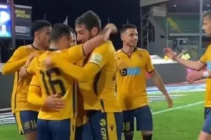 Φωνές από Μηνά!