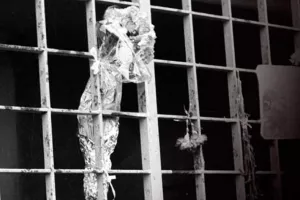 ΑΕΚ για θύρα 7: «Κανείς μας δεν ξεχνά. Ποτέ ξανά»