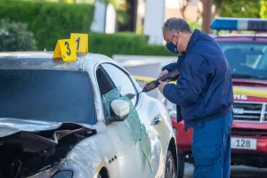 ΦΩΤΟΣ/ Το όχημα του Λυσάνδρου μετά τον εμπρησμό
